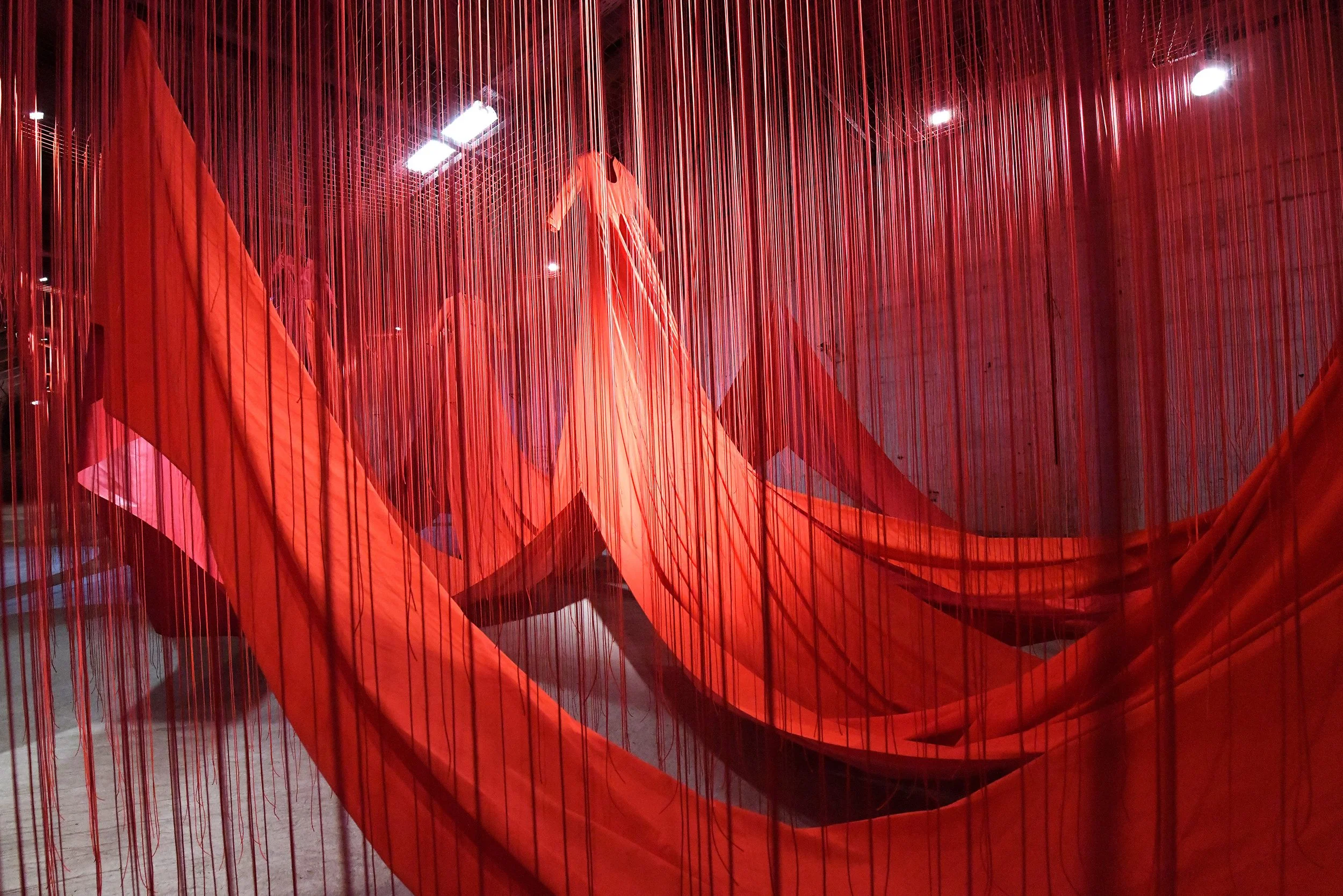 CHIHARU SHIOTA–塩田千春